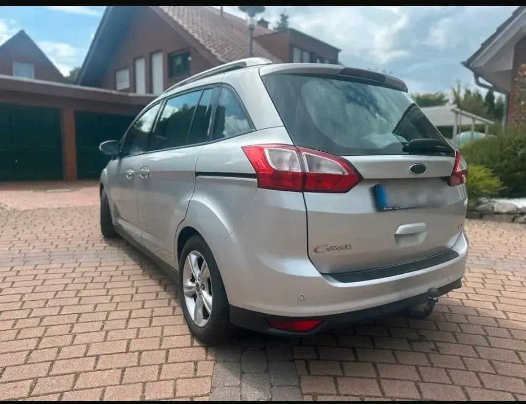 Gebraucht Ford Grand C-Max 115 PS (84 kW) 2013 Silber Van / Kleinbus
