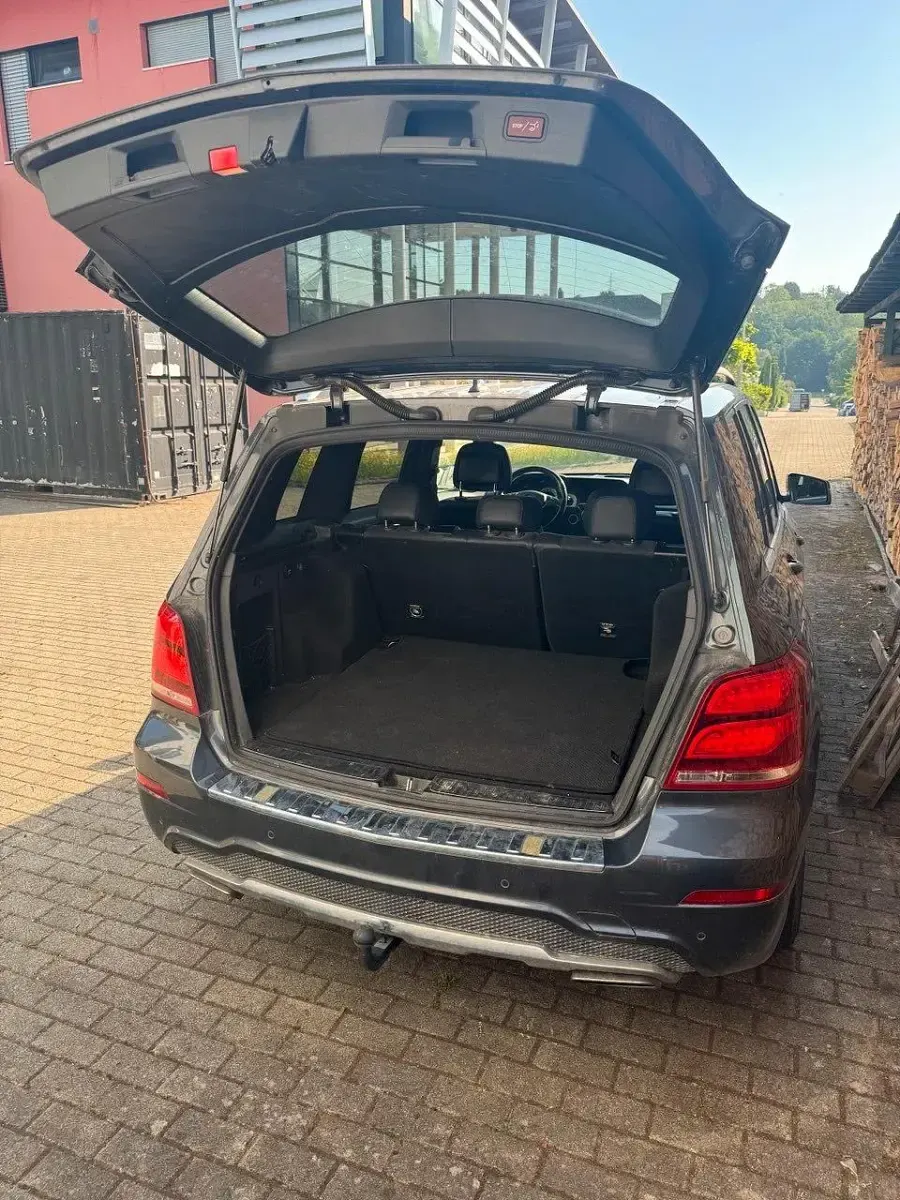Gebraucht Mercedes GLK250 204 PS (150 kW) 2012 Grau SUV