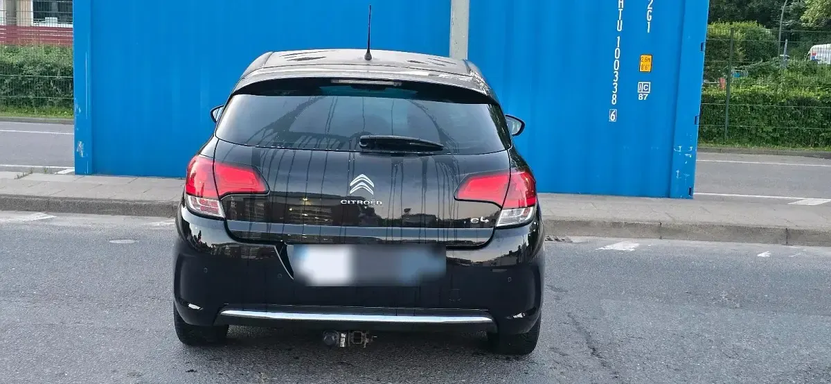 Gebraucht Citroën C4 130 PS (95 kW) 2016 Schwarz Limousine
