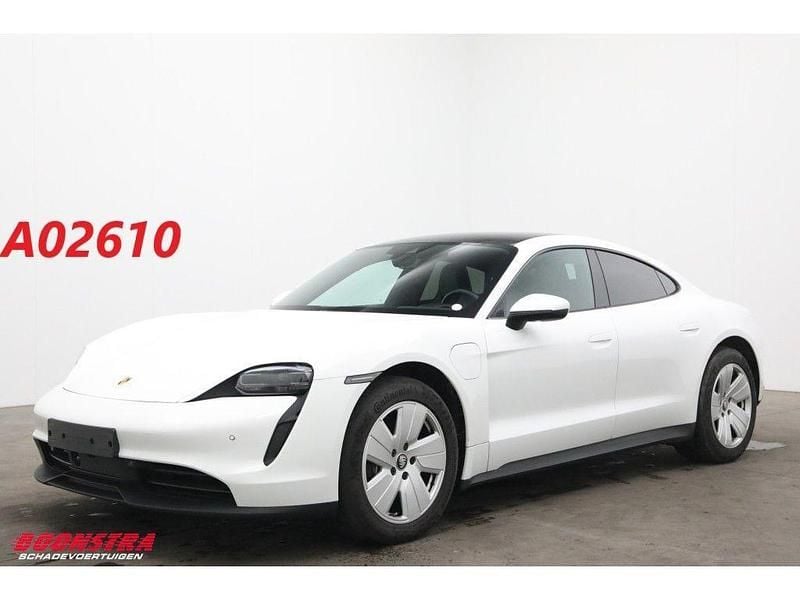 Gebraucht Porsche Taycan Performance Package 280 kW (381 PS) 2024 Weiß Limousine