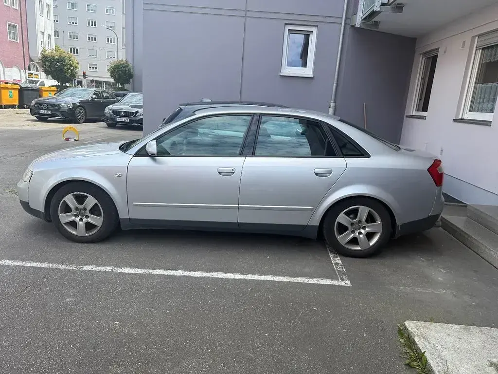 Gebraucht Audi A4 131 PS (96 kW) 2001 Limousine