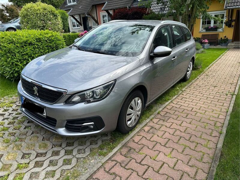Grau Gebraucht 2019 Peugeot 308 Active Kombi | 11.500 € (Fairer Preis) - Bild 1/4