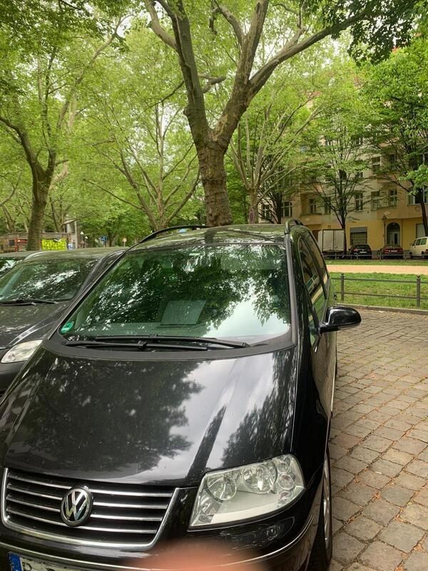Schwarz Gebraucht 2009 VW Sharan United Van / Kleinbus | 4.700 € - Bild 1/4