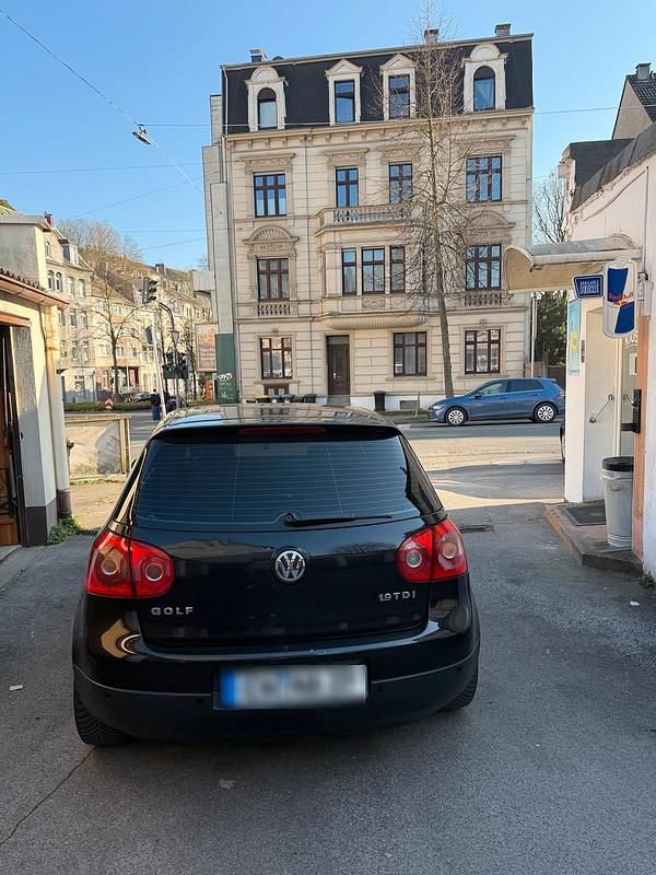 Gebraucht VW Golf 105 PS (77 kW) 2005 Schwarz Coupé