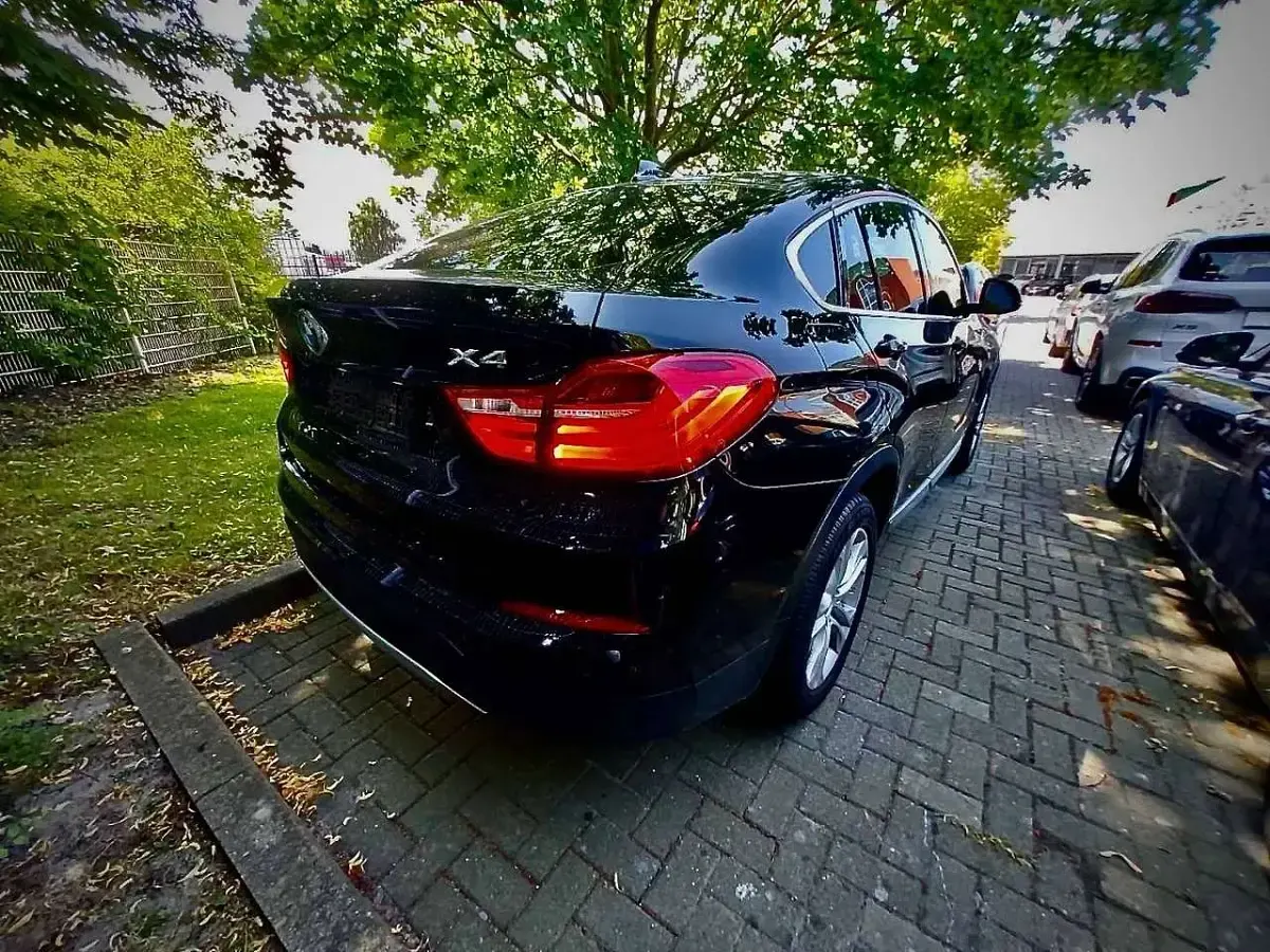 Gebraucht BMW X4 xLine 184 PS (135 kW) 2016 Schwarz ii SUV