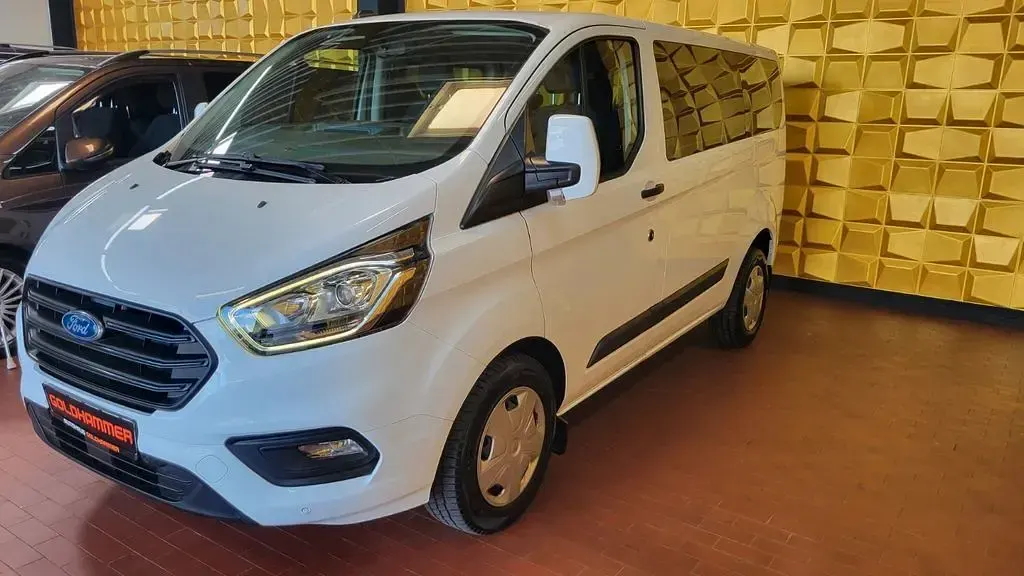 Gebraucht Ford Transit Custom 107 PS (78 kW) 2019 Weiß Van / Kleinbus