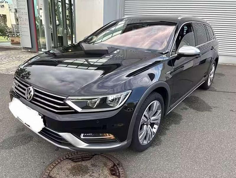 Schwarz Gebraucht 2016 VW Passat Alltrack Kombi | 16.630 € (Guter Preis) - Bild 1/4