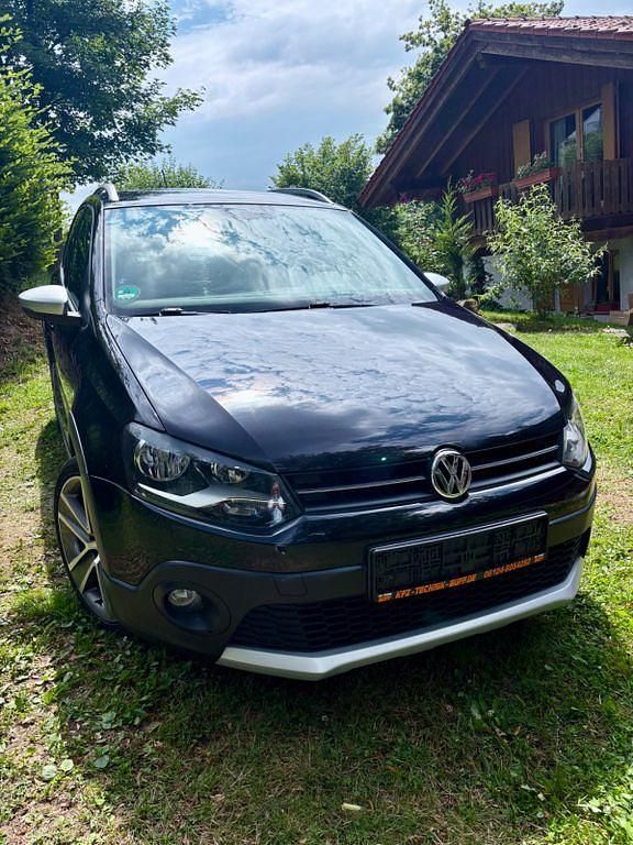 Schwarz Gebraucht 2010 VW Polo Cross Kleinwagen | 6.850 € (Fairer Preis) - Bild 1/4