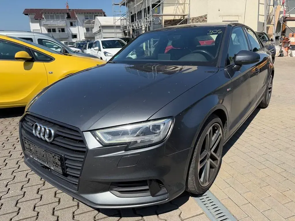 Gebraucht Audi A3 S-Line 184 PS (135 kW) 2018 Grau Limousine