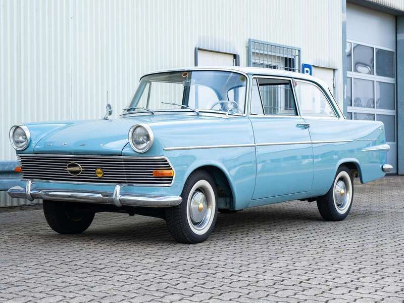 Blau Gebraucht 1961 Opel Rekord Limousine | 9.900 € - Bild 1/4