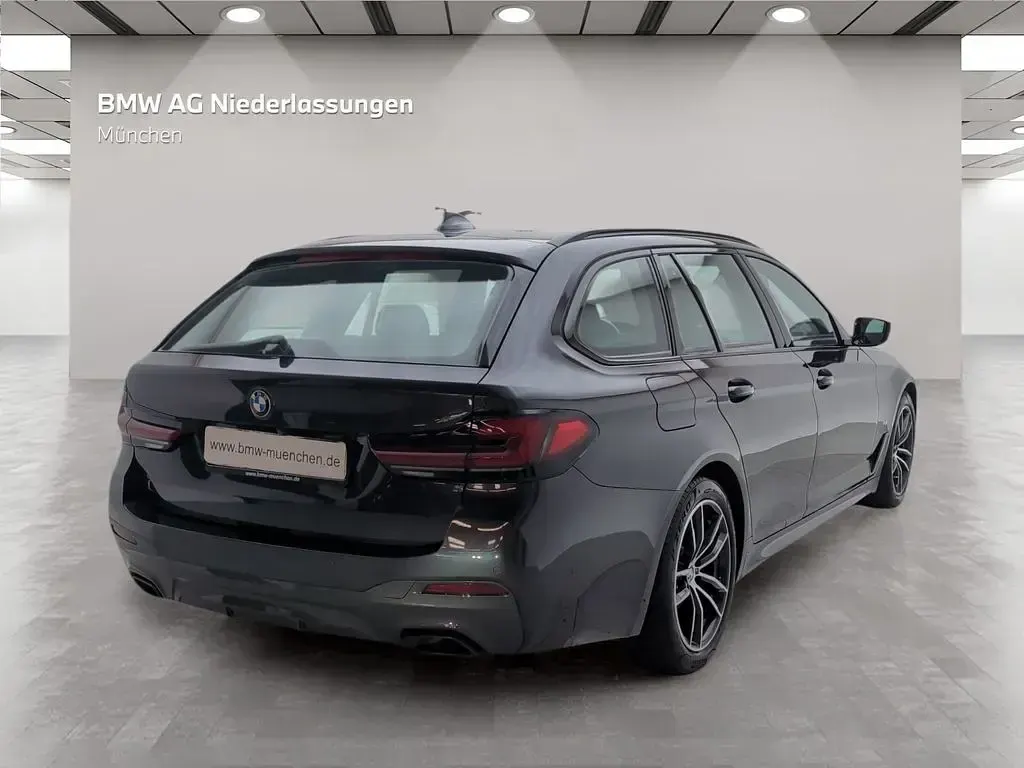 Gebraucht BMW 540 Performance 340 PS (250 kW) 2023 Grau Kombi