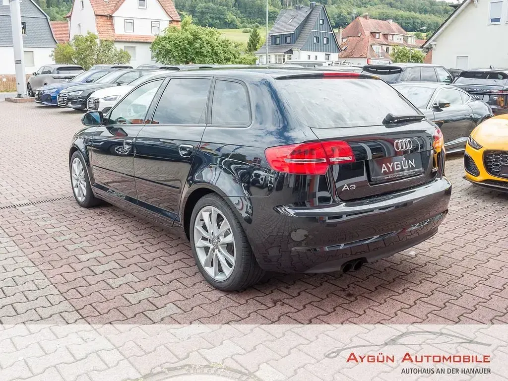 Gebraucht Audi A3 Ambition 125 PS (91 kW) 2012 Schwarz Kleinwagen