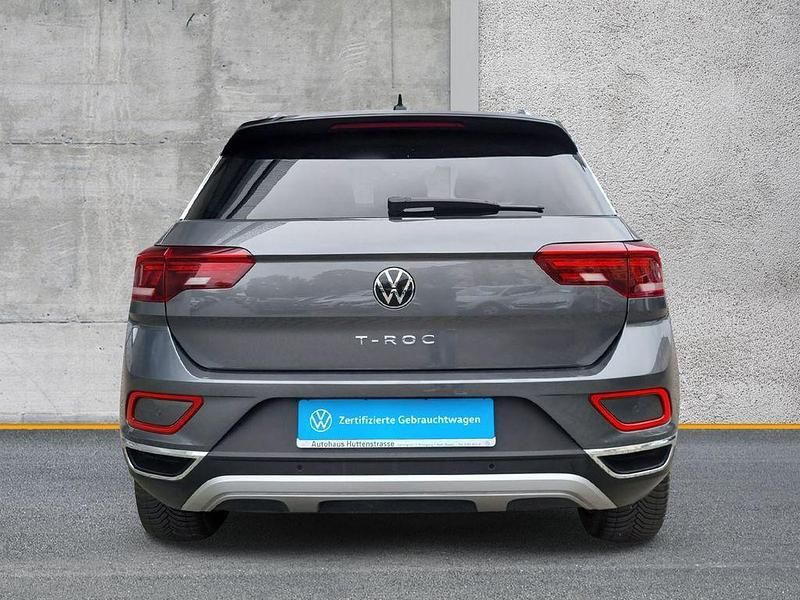 Gebraucht VW T-Roc Style 110 PS (80 kW) 2023 Außenfarbe: SUV