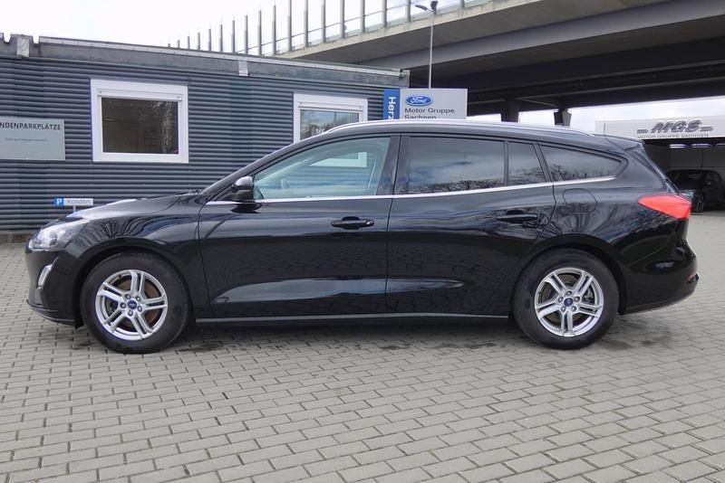 Gebraucht Ford Focus 125 PS (91 kW) 2022 Schwarz Kombi