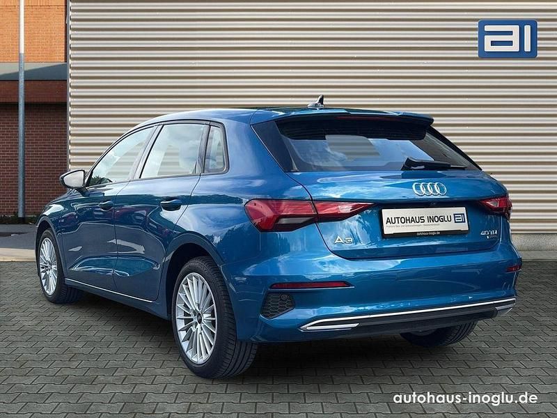 Gebraucht Audi A3 Sportback Advanced 200 PS (147 kW) 2023 Blau atollblau metallic (metallic) Kleinwagen