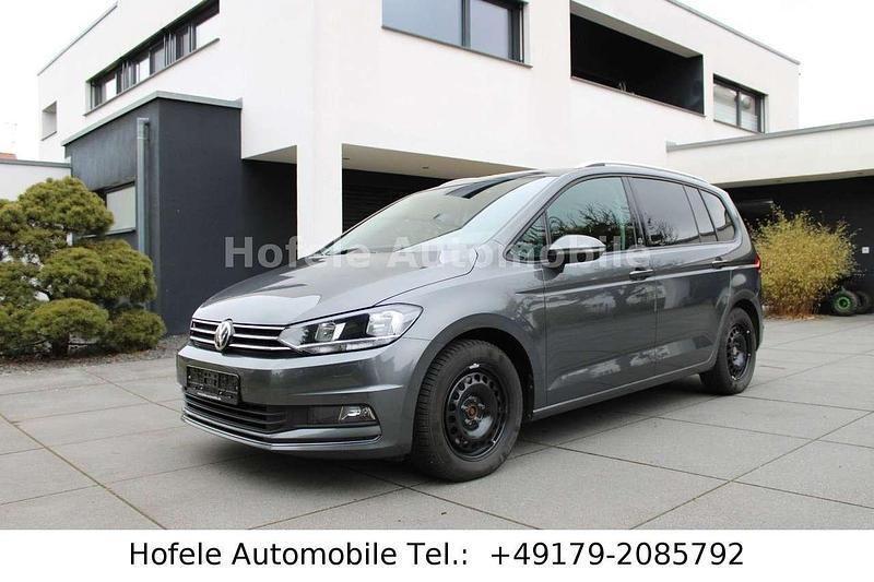 Indiumgrau metallic Gebraucht 2017 VW Touran Sound Van / Kleinbus | 16.750 € (Guter Preis) - Bild 1/4
