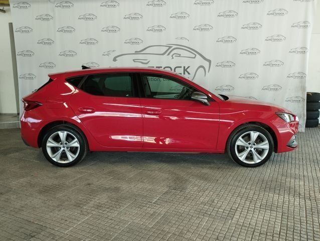 Gebraucht Seat Leon FR 204 PS (150 kW) 2022 Reinrot Limousine