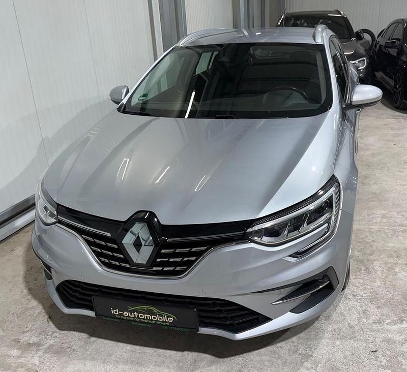 Silber Gebraucht 2021 Renault Mégane IV Business Limousine | 14.999 € (Fairer Preis) - Bild 1/4