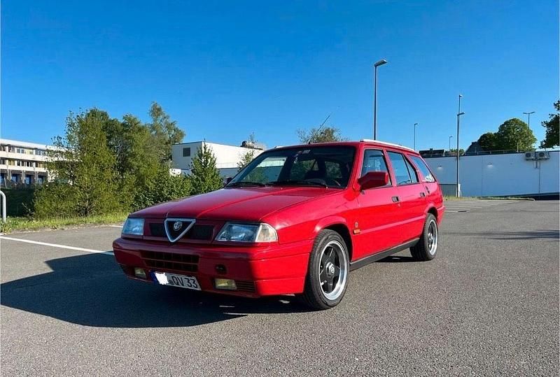 Rot Gebraucht 1993 Alfa Romeo 33 Kombi | 5.999 € - Bild 1/4