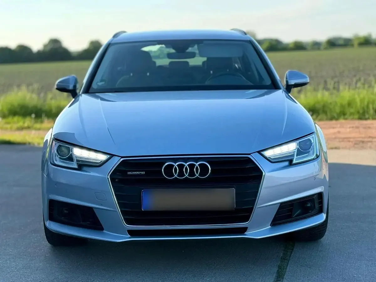 Gebraucht Audi A4 190 PS (139 kW) 2016 Silber Kombi
