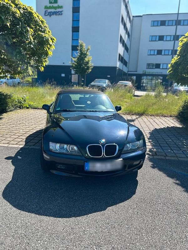 Schwarz Gebraucht 2002 BMW Z3 Cabrio | 15.900 € - Bild 1/4