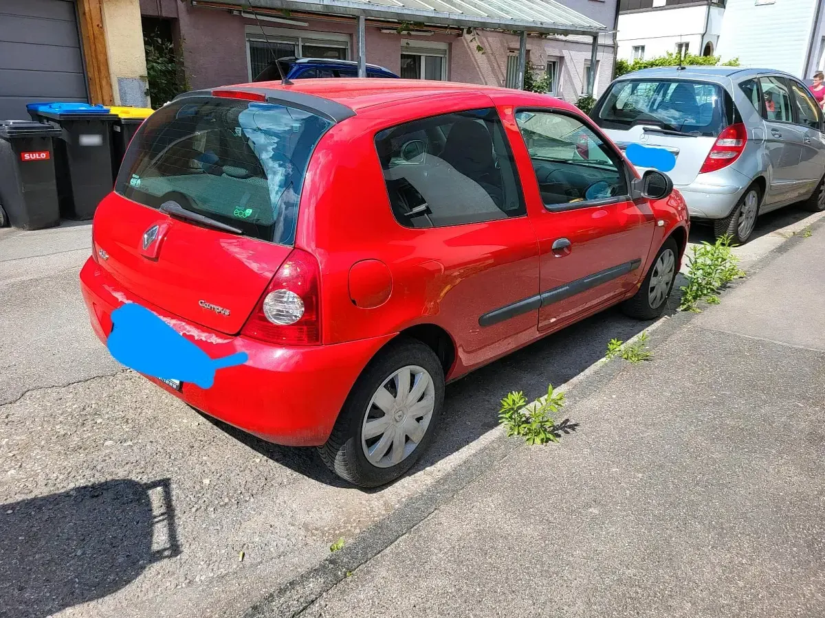 Gebraucht Renault Clio II Campus 58 PS (42 kW) 2010 Rot Limousine
