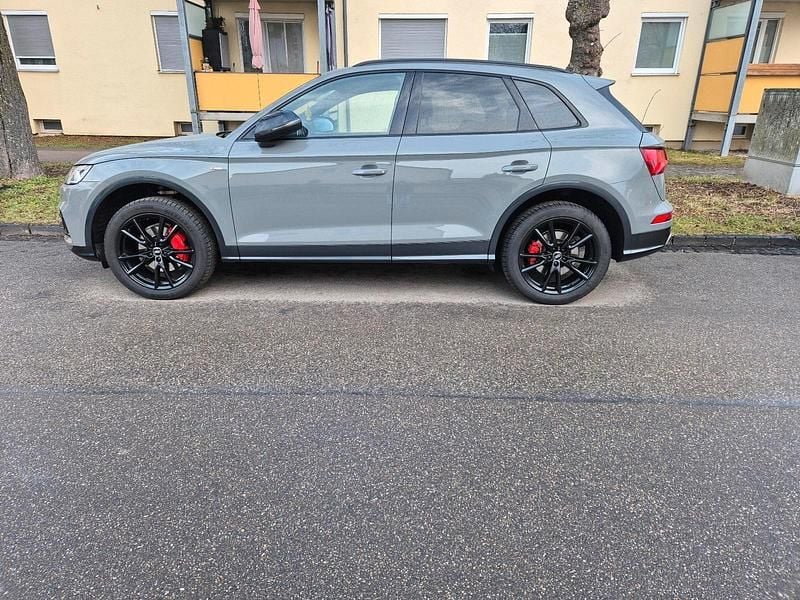 Gebraucht Audi Q5 S-Line 190 PS (139 kW) 2018 Grau SUV