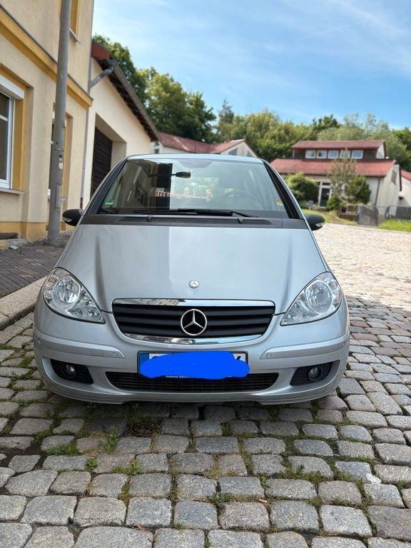 Silber Gebraucht 2007 Mercedes A150 Elegance Van / Kleinbus | 2.650 € (Guter Preis) - Bild 1/4