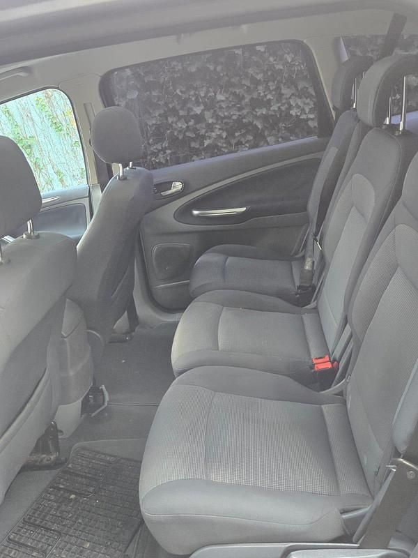 Gebraucht Ford S-MAX S 140 PS (102 kW) 2008 Silber Van / Kleinbus