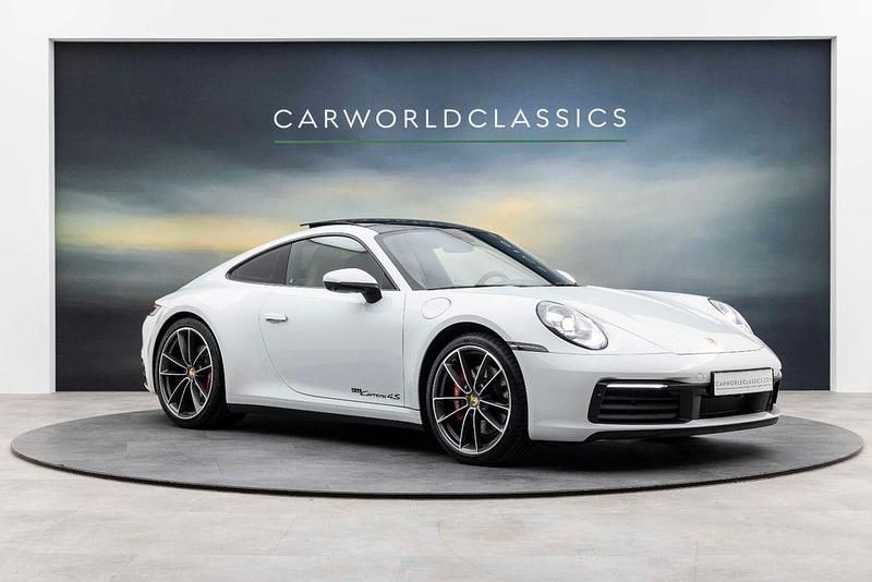 Weiß Gebraucht 2019 Porsche 911 Carrera 4S Coupé | 126.992 € (Guter Preis) - Bild 1/4