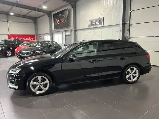 Gebraucht Audi A4 Advanced 150 PS (110 kW) 2021 Schwarz Kombi