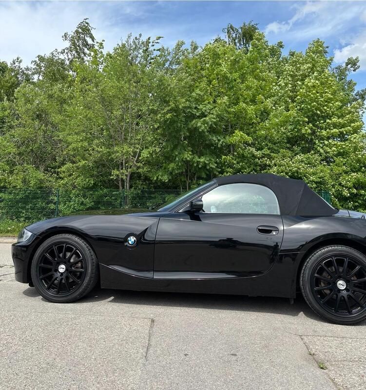 Schwarz Gebraucht 2005 BMW Z4 Cabrio | 11.200 € (Fairer Preis) - Bild 1/4