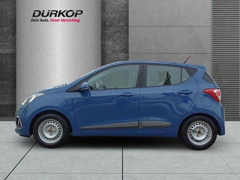 Gebraucht Hyundai i10 Style 87 PS (63 kW) 2016 Morning blue / sol Kleinwagen