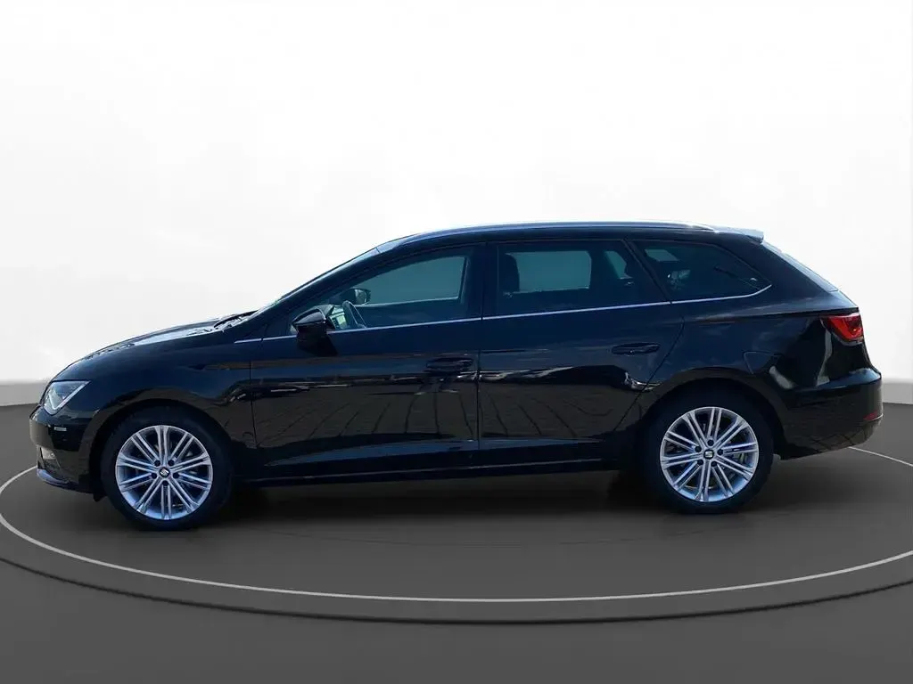 Gebraucht Seat Leon XCELLENCE 150 PS (110 kW) 2020 Schwarz Limousine