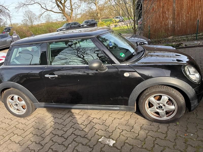 Second-hand Mini ONE 2010 Negru Hatchback