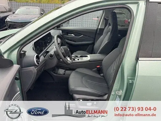 Neu DFSK Forthing 5 177 PS (130 kW) 2026 Grün SUV