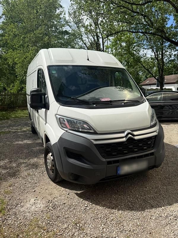 Weiß Gebraucht 2017 Citroën Jumper Van / Kleinbus | 12.000 € - Bild 1/4