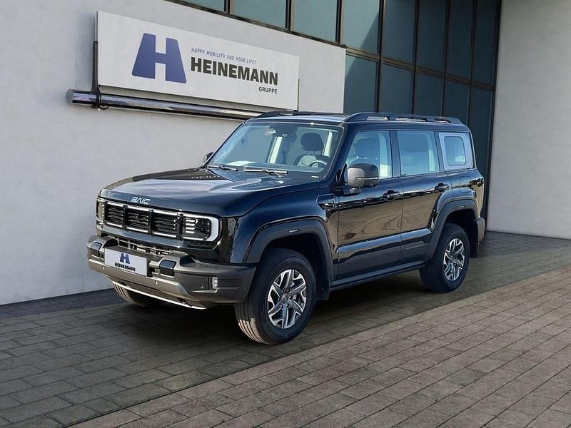 Schwarz Neu 2025 Baic BJ40 SUV | 40.990 € (Fairer Preis) - Bild 1/4