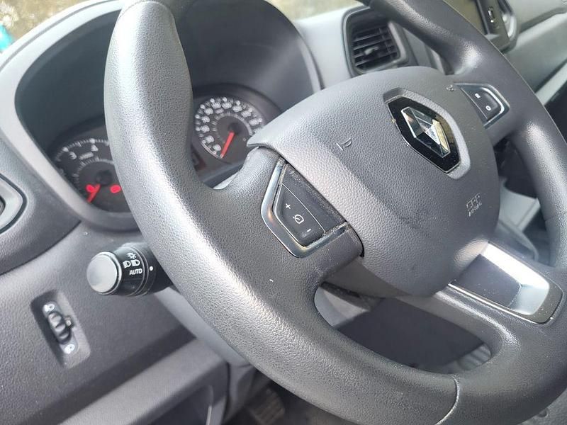 Gebraucht Renault Master 150 PS (110 kW) 2021 Weiß Van / Kleinbus