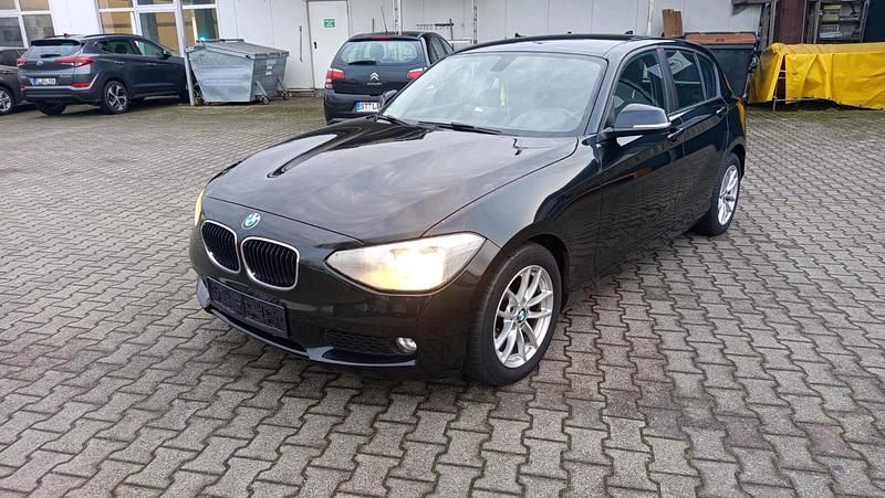 Schwarz Gebraucht 2013 BMW 118 Kleinwagen | 6.500 € (Guter Preis) - Bild 1/4