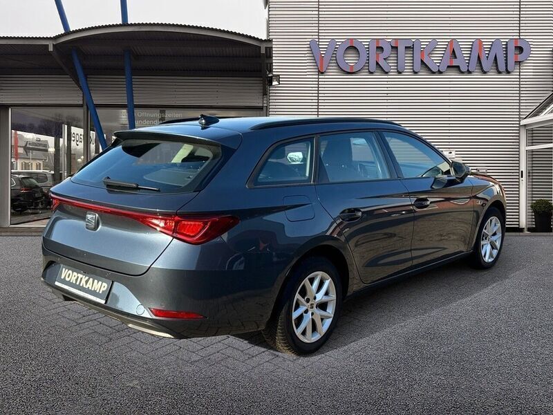 Gebraucht Seat Leon Style 90 PS (66 kW) 2021 Magnetic tech (metallic) Kombi