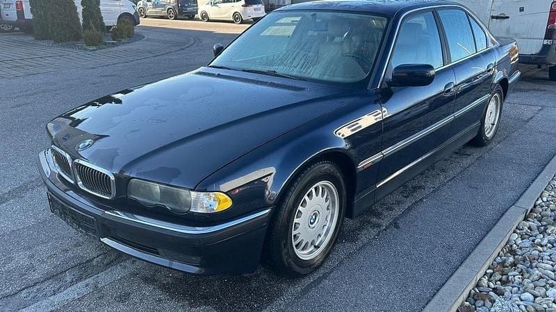 Blau Gebraucht 2001 BMW 728 Performance Limousine | 4.999 € (Superpreis) - Bild 1/4