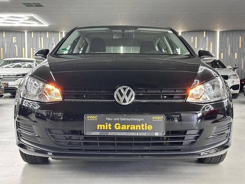 Gebraucht VW Golf VII Trendline 86 PS (63 kW) 2015 Schwarz Limousine