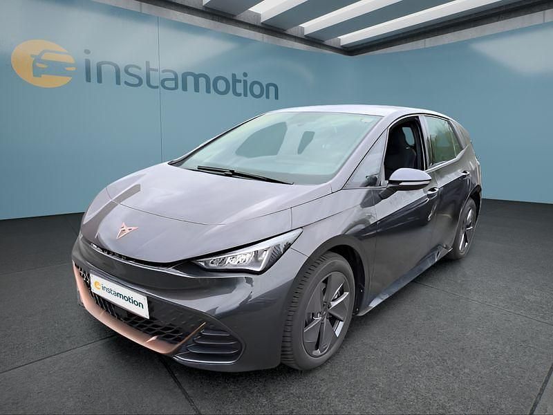 Grau Neu 2024 Cupra Born Kleinwagen | 31.649 € (Guter Preis) - Bild 1/4
