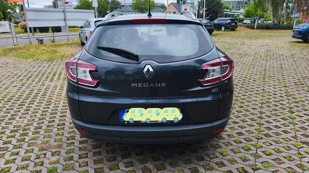 Gebraucht Renault Mégane Expression 110 PS (80 kW) 2013 Schwarz Limousine