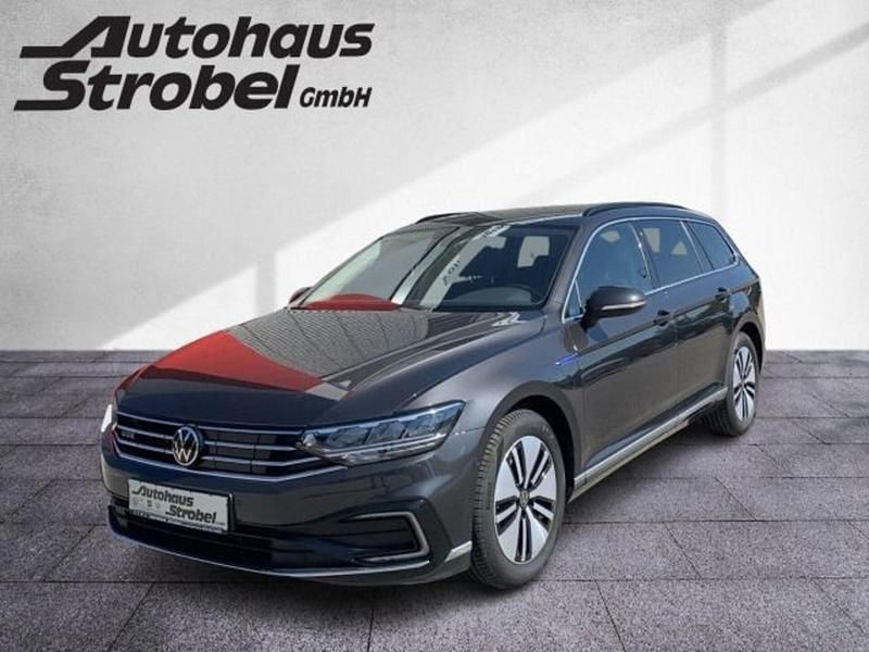 Gebraucht VW Passat GTE 218 PS (160 kW) 2021 Mangangrau metallic Kombi