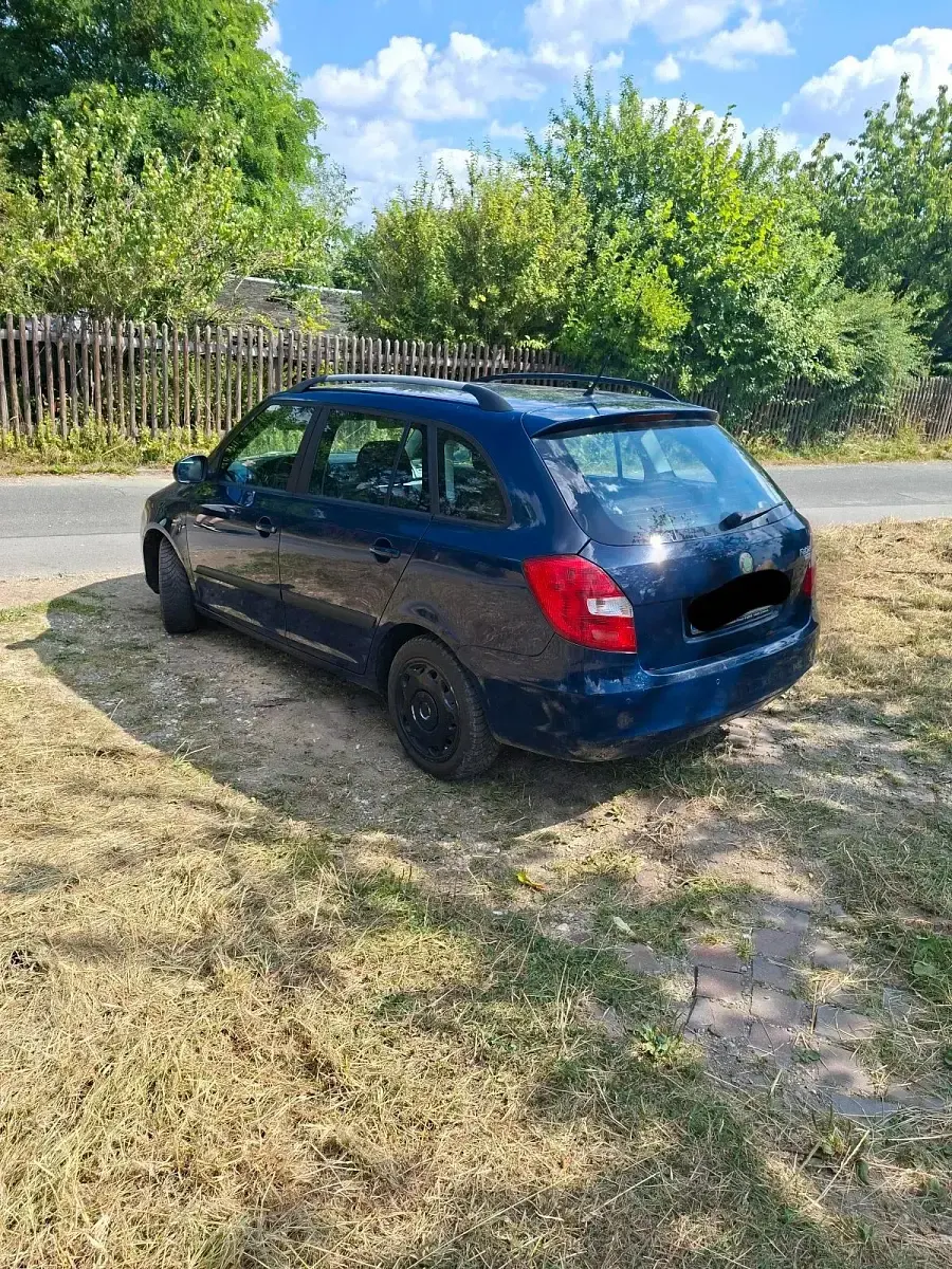 Gebraucht Skoda Fabia 2010 Blau Kombi