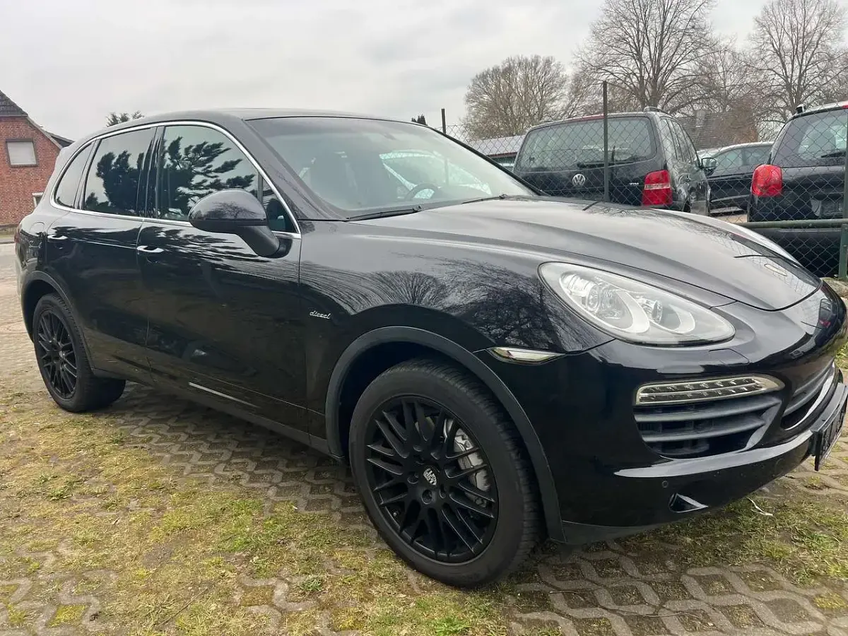 Gebraucht Porsche Cayenne S Diesel 382 PS (280 kW) 2013 Tiefschwarzmetallic SUV