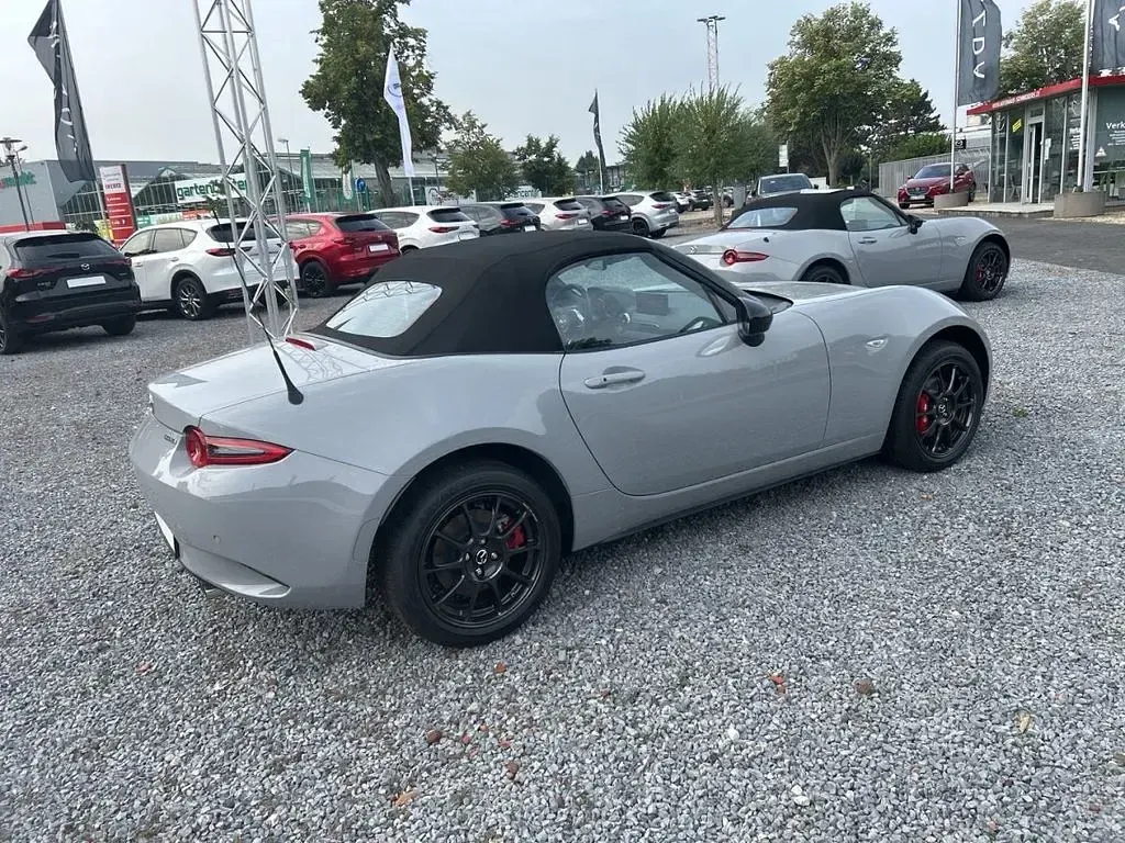 Neu Mazda MX5 Homura-Line 132 PS (97 kW) 2025 Grau Cabrio