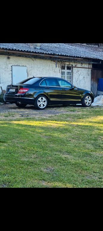 Schwarz Gebraucht 2010 Mercedes 350 Limousine | 10.000 € (Fairer Preis) - Bild 1/2